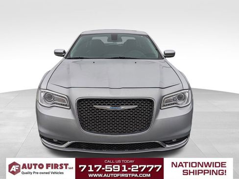 Used 2020 Chrysler 300 Limited image 9