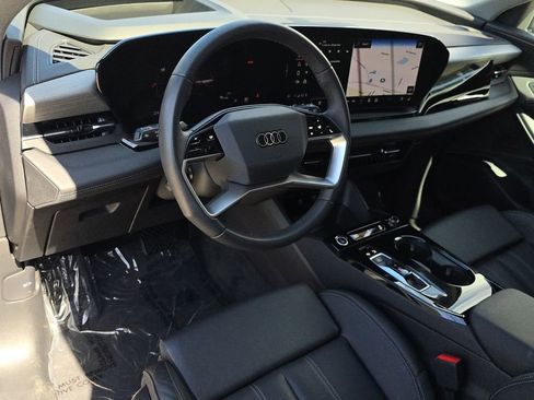 Used 2025 Audi Q6 e-tron Premium Plus w/ Premium Plus image 16
