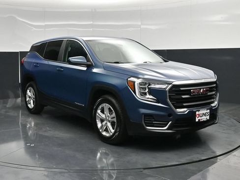 Used 2024 GMC Terrain SLE AWD/4WD image 6