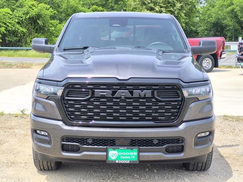 New 2026 RAM 1500 Express AWD/4WD image 3