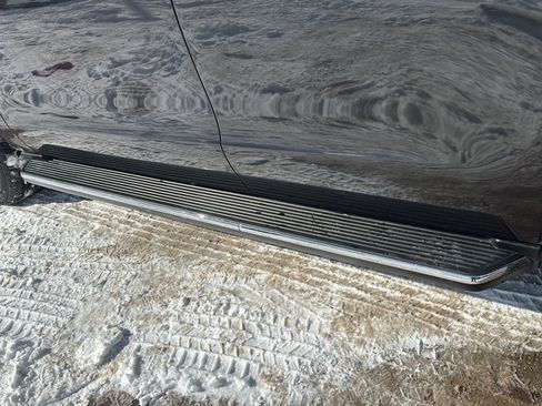 Used 2023 Ford Expedition XLT image 47