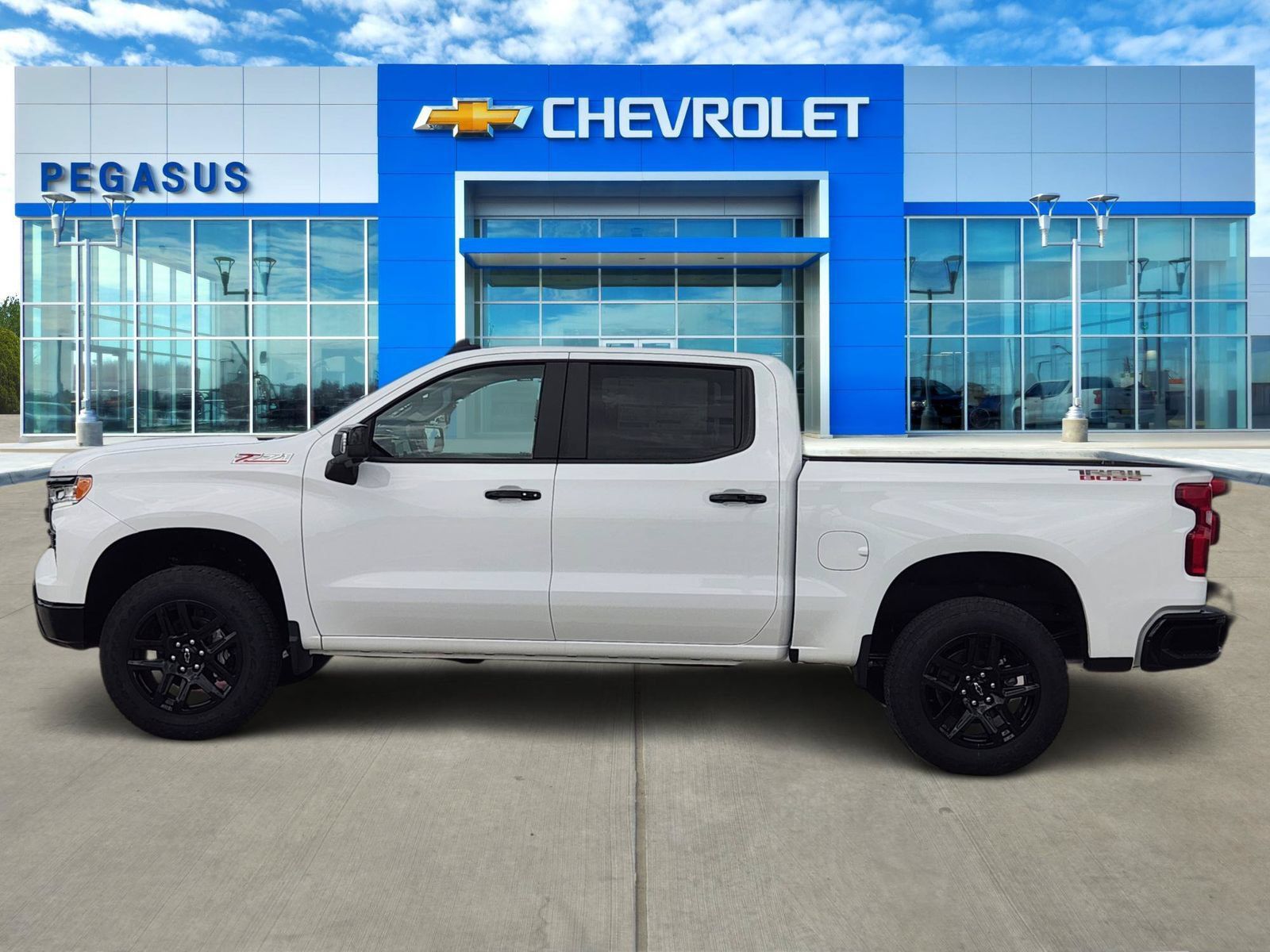 New 2026 Chevrolet Silverado 1500 LT Trail Boss w/ LT Trail Boss Premium Package AWD/4WD image 3
