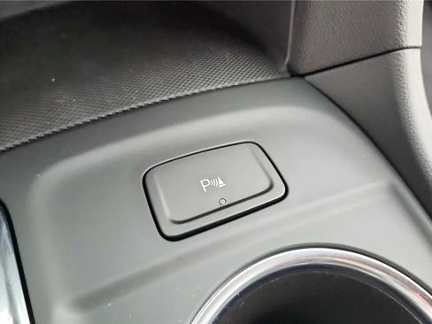 Used 2024 Chevrolet Equinox LT AWD/4WD image 27
