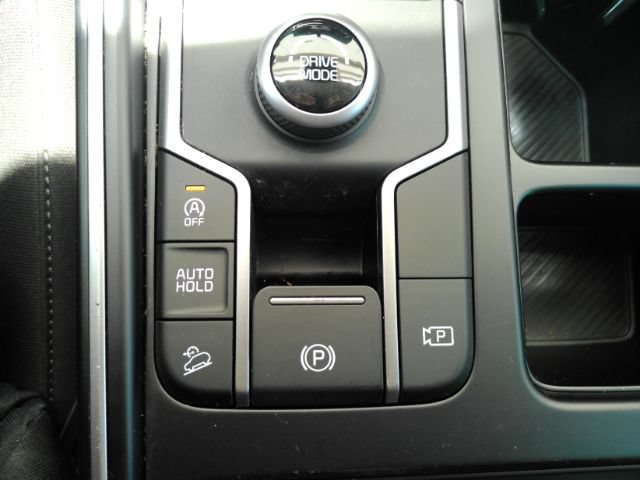Used 2025 Kia Sorento LX FWD image 47