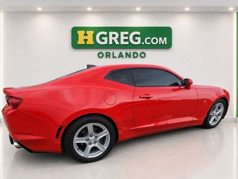 Used 2022 Chevrolet Camaro LT RWD image 6