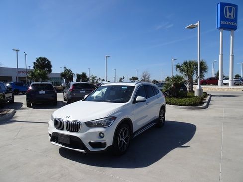 Used 2019 BMW X1 sDrive28i w/ Convenience Package image 1