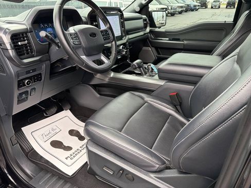 Used 2025 Ford F150 Lariat AWD/4WD image 27