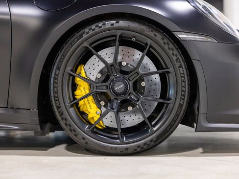 Used 2022 Porsche 911 GT3 image 23