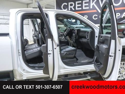 Used 2022 Chevrolet Silverado 2500 LTZ w/ Safety Package AWD/4WD image 45