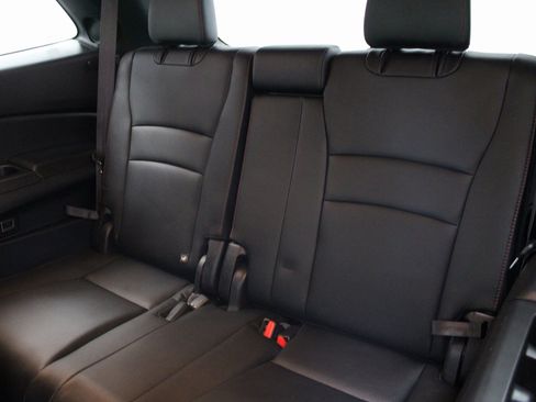 Used 2022 Honda Pilot Black Edition image 27