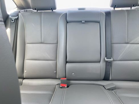 Used 2017 Chevrolet Impala Premier FWD image 15