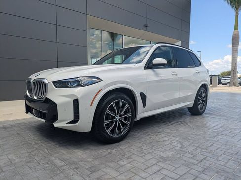 Used 2025 BMW X5 xDrive40i AWD/4WD image 6