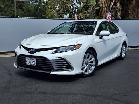 Certified 2024 Toyota Camry LE FWD image 39