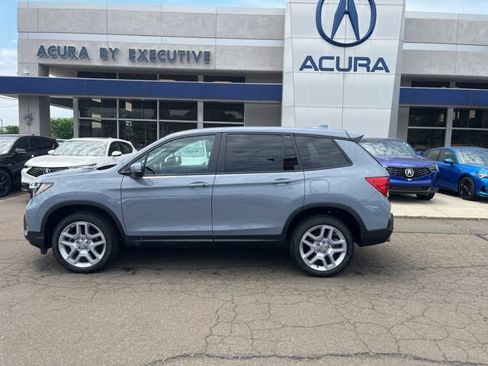 Used 2025 Honda Passport EX-L image 5