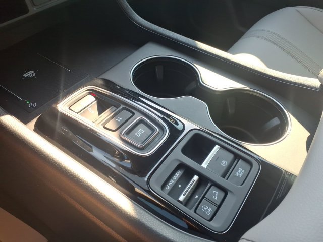 Used 2025 Honda Pilot EX-L image 16