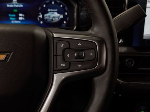 Used 2023 Chevrolet Silverado 1500 LT AWD/4WD image 27