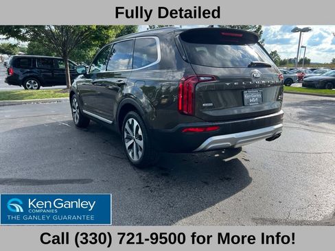 Used 2020 Kia Telluride S w/ S 8 Passenger Seating Package AWD/4WD image 13