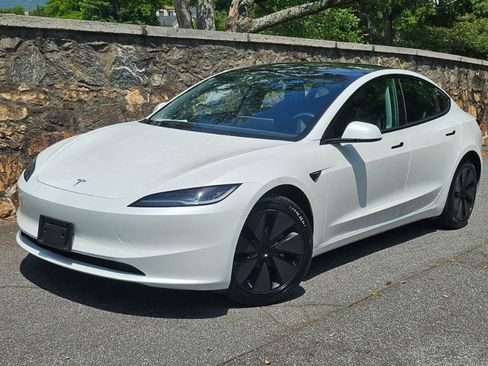 Used 2024 Tesla Model 3 RWD image 5
