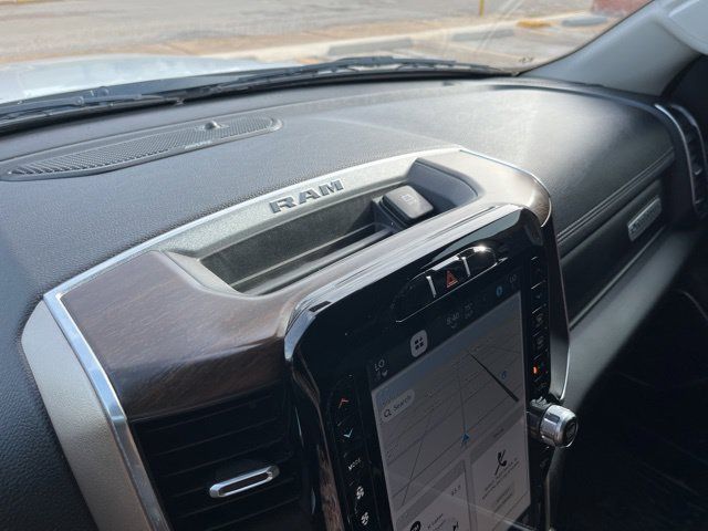 Used 2022 RAM 1500 Laramie AWD/4WD image 21