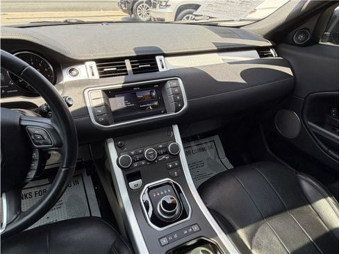 Used 2018 Land Rover Range Rover Evoque SE AWD/4WD image 39