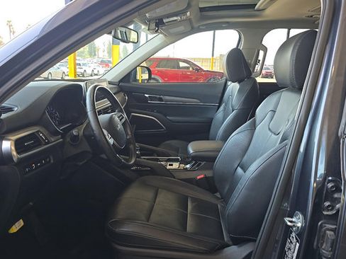 Used 2022 Kia Telluride EX w/ EX Premium Package AWD/4WD image 5