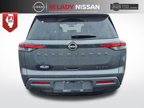 New 2026 Nissan Pathfinder SL image 6