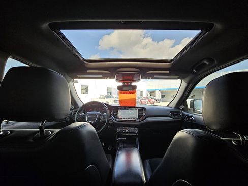 Used 2021 Dodge Durango R/T w/ Blacktop Package image 32