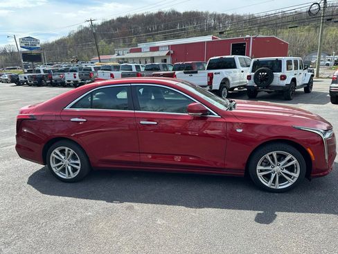 Used 2021 Cadillac CT4 Luxury w/ Cold Weather Package AWD/4WD image 4