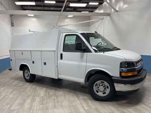 New 2025 Chevrolet Express 3500 Work Van w/ Power Convenience Package image 1