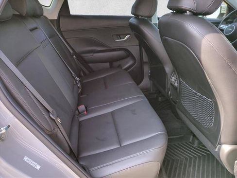 Used 2024 Hyundai Kona Limited FWD image 21