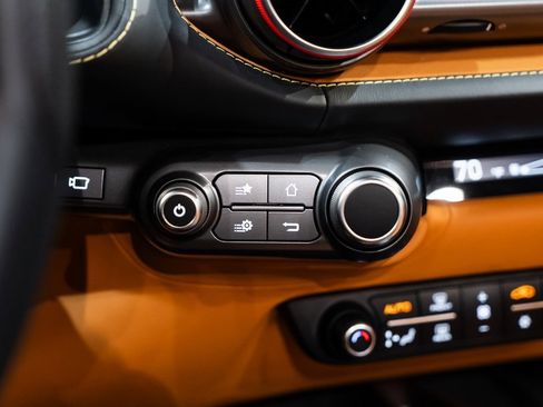 Certified 2022 Ferrari 812 GTS Base image 32