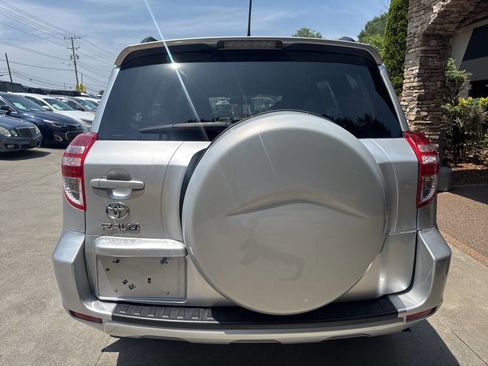 Used 2012 Toyota RAV4 4WD w/ Value Pkg image 4