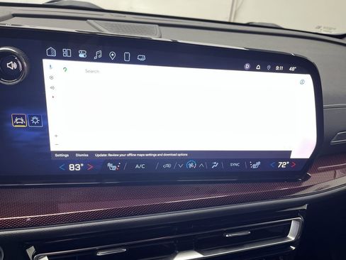 Certified 2024 Chevrolet Traverse Z71 w/ Enhanced Driving Package image 5