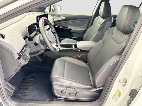 Used 2023 Volkswagen ID.4 S RWD image 18
