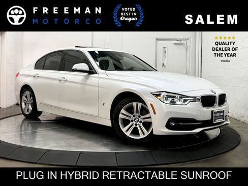 Used 2018 BMW 330e image 1