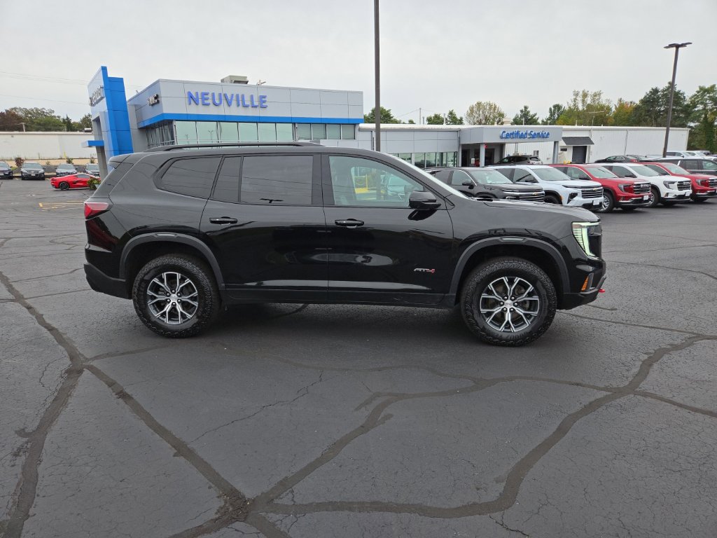 Certified 2024 GMC Acadia AT4 w/ Luxury Package AWD/4WD image 5