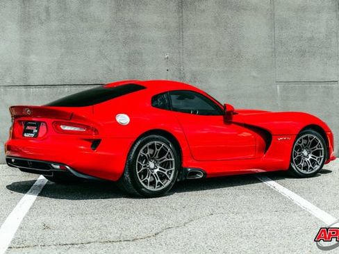Used 2015 Dodge Viper SRT-10 RWD image 3
