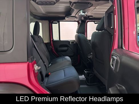 Used 2022 Jeep Wrangler Unlimited Sport image 16