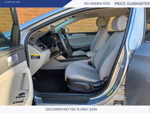 Used 2017 Hyundai Sonata SE FWD image 18