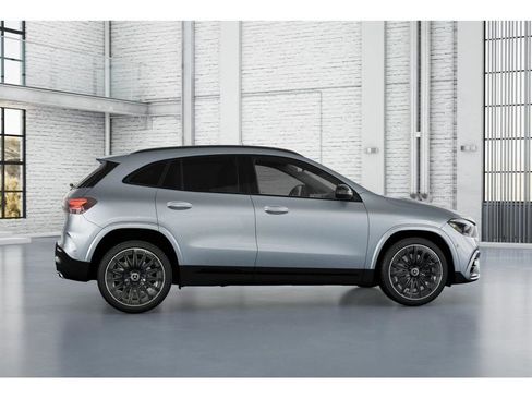 New 2026 Mercedes-Benz GLA 250 4MATIC image 17