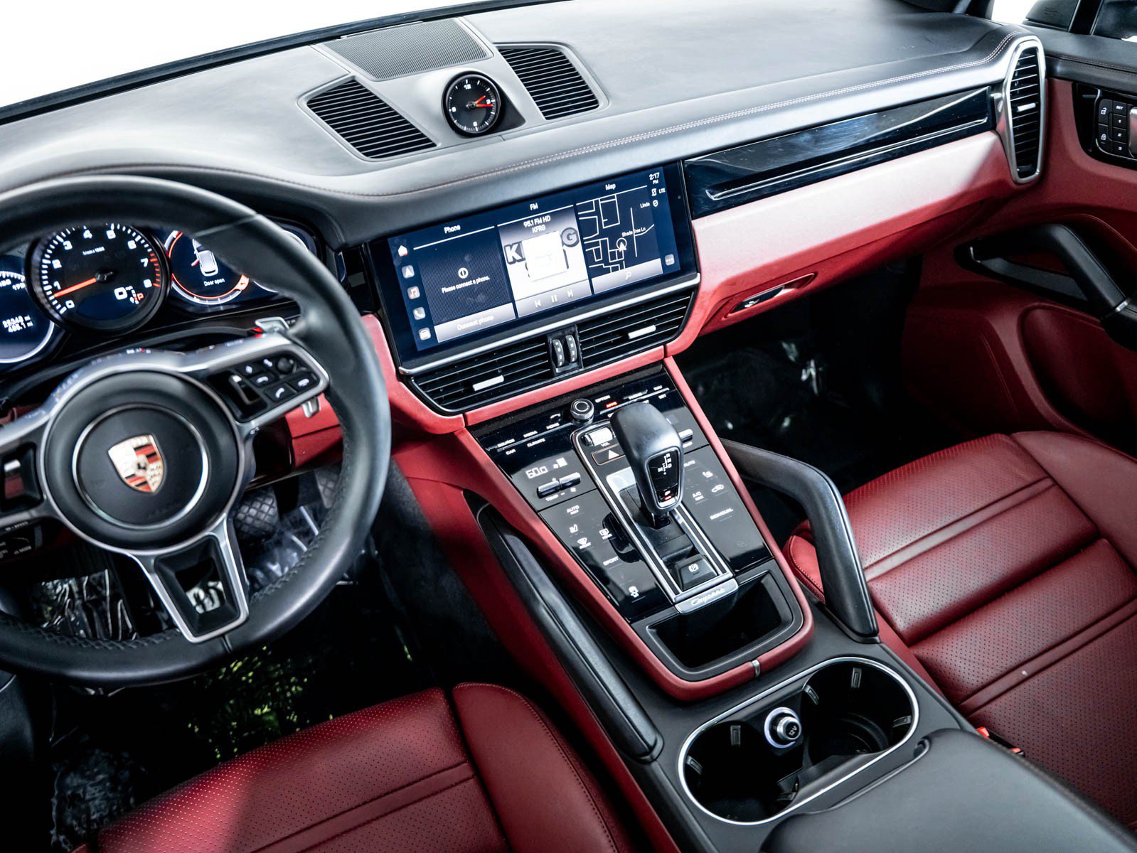 Certified 2023 Porsche Cayenne AWD/4WD image 19