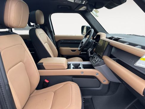 New 2026 Land Rover Defender 110 X AWD/4WD image 14