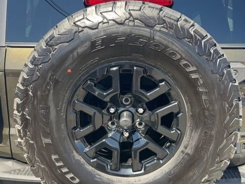 Used 2024 Ford Bronco Raptor w/ Interior Carbon Fiber Pack 6 AWD/4WD image 24