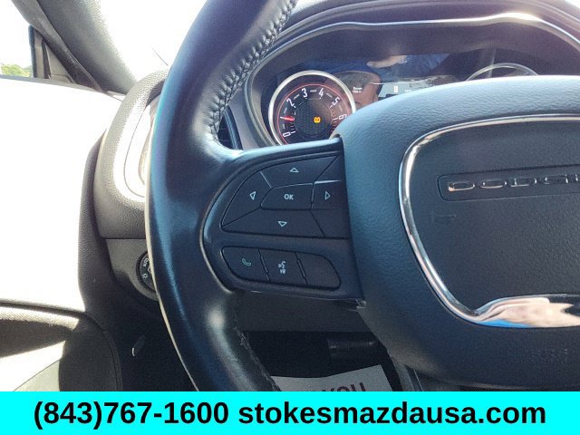 Used 2023 Dodge Challenger SXT RWD image 4