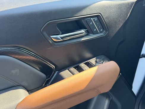 New 2026 GMC Canyon AT4 w/ Technology Plus Package AWD/4WD image 17