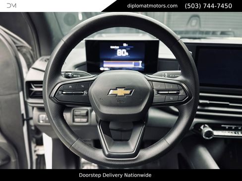 Used 2024 Chevrolet Silverado EV W/T AWD/4WD image 30
