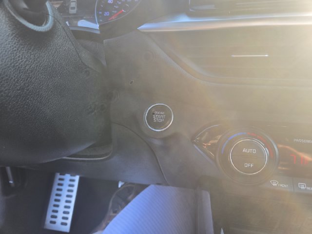 Used 2022 Kia Forte GT-Line w/ GT-Line Premium Package FWD image 18