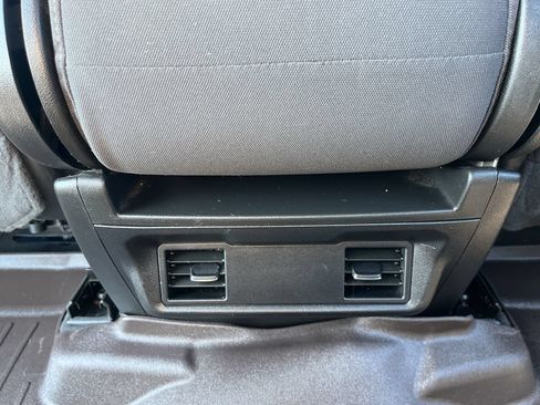 Used 2023 Chevrolet Silverado 1500 Custom AWD/4WD image 19