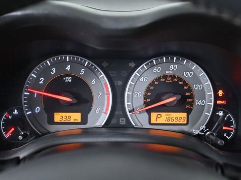 Used 2010 Toyota Corolla S image 12