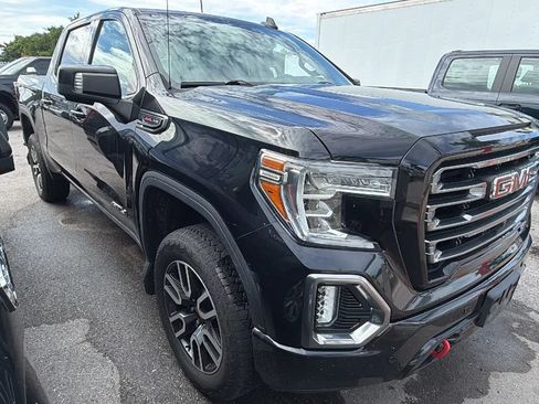 Used 2019 GMC Sierra 1500 AT4 w/ Technology Package AWD/4WD image 3